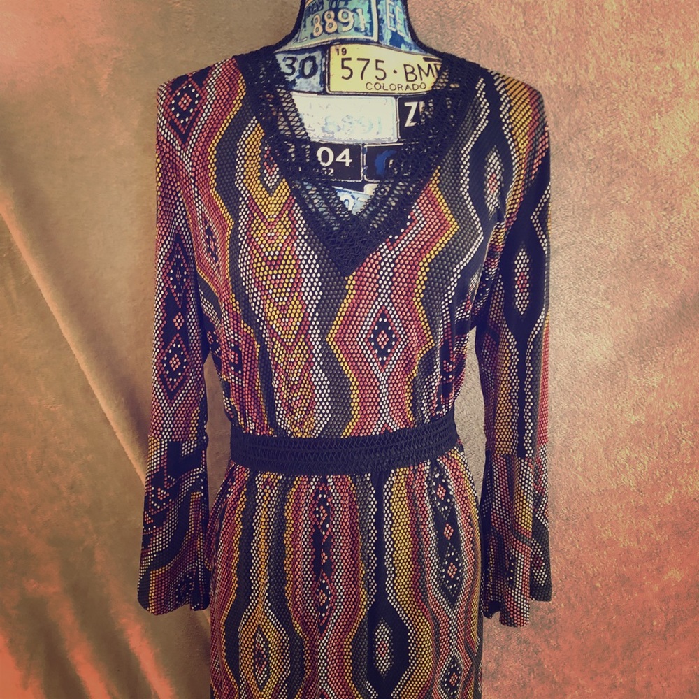 Multi-Color long-sleeve Lace-detail dress